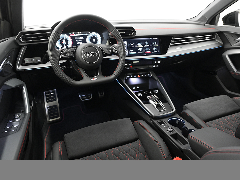 Audi A3 S Line Sportback TFSIe s tronic AHK LED LM18