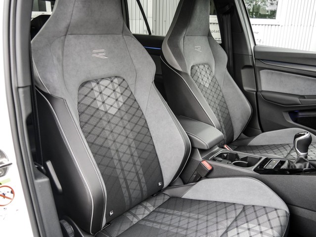 Volkswagen Golf Variant VIII 1.5 R-LINE H.KARDON ACC