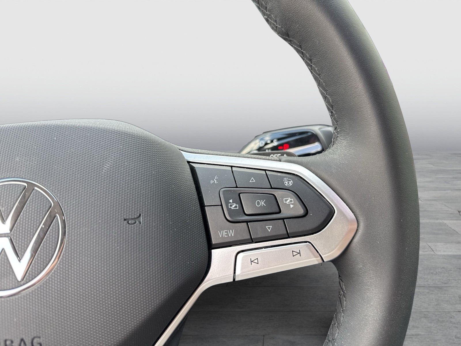 Volkswagen Tayron 1.5 HYBRID ELEGANCE 360°CAM ACC LM18 NAVI