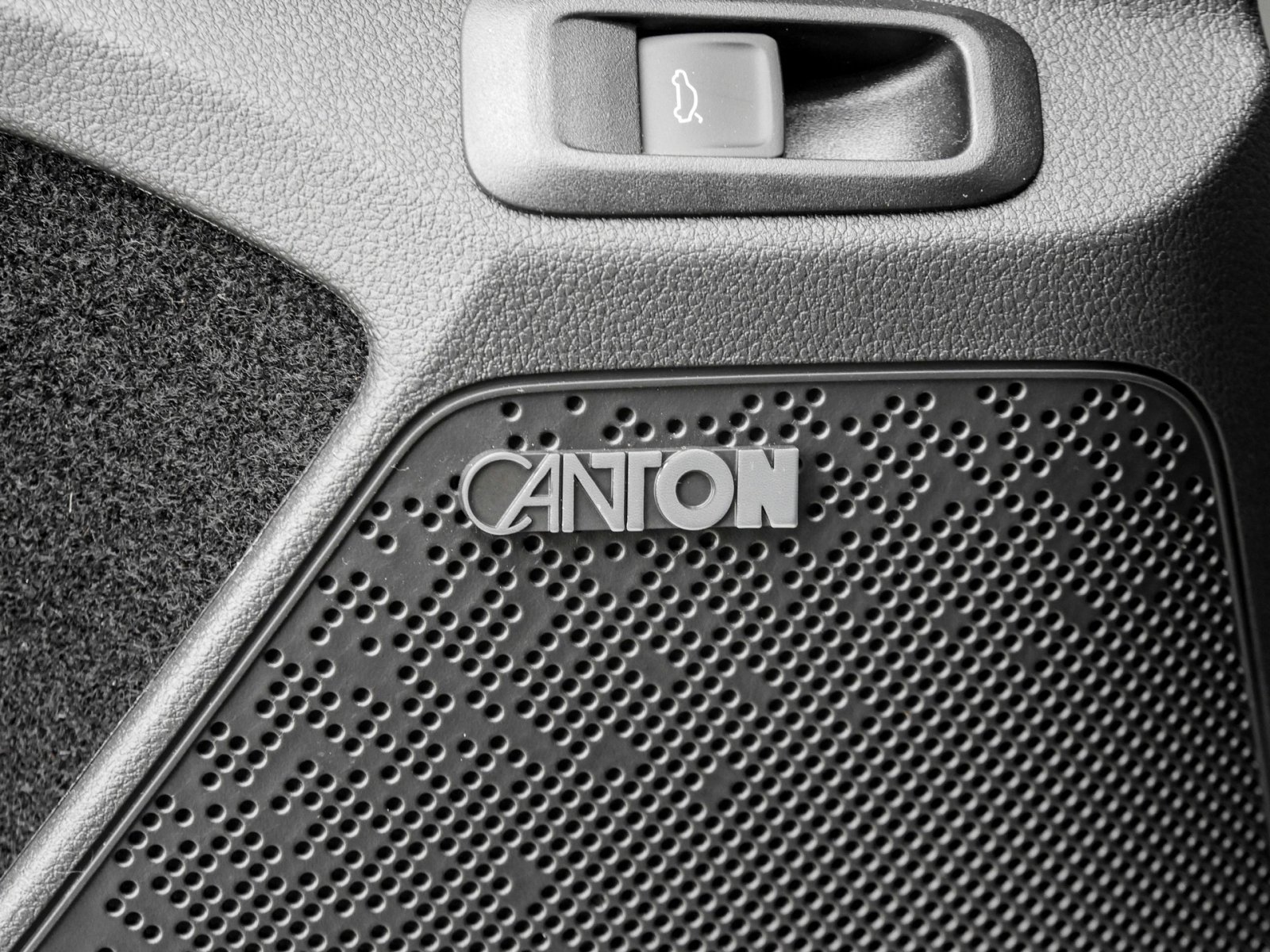 Skoda Enyaq 85 SPORTLINE AHK PANO HEADUP eSITZE 360CAM