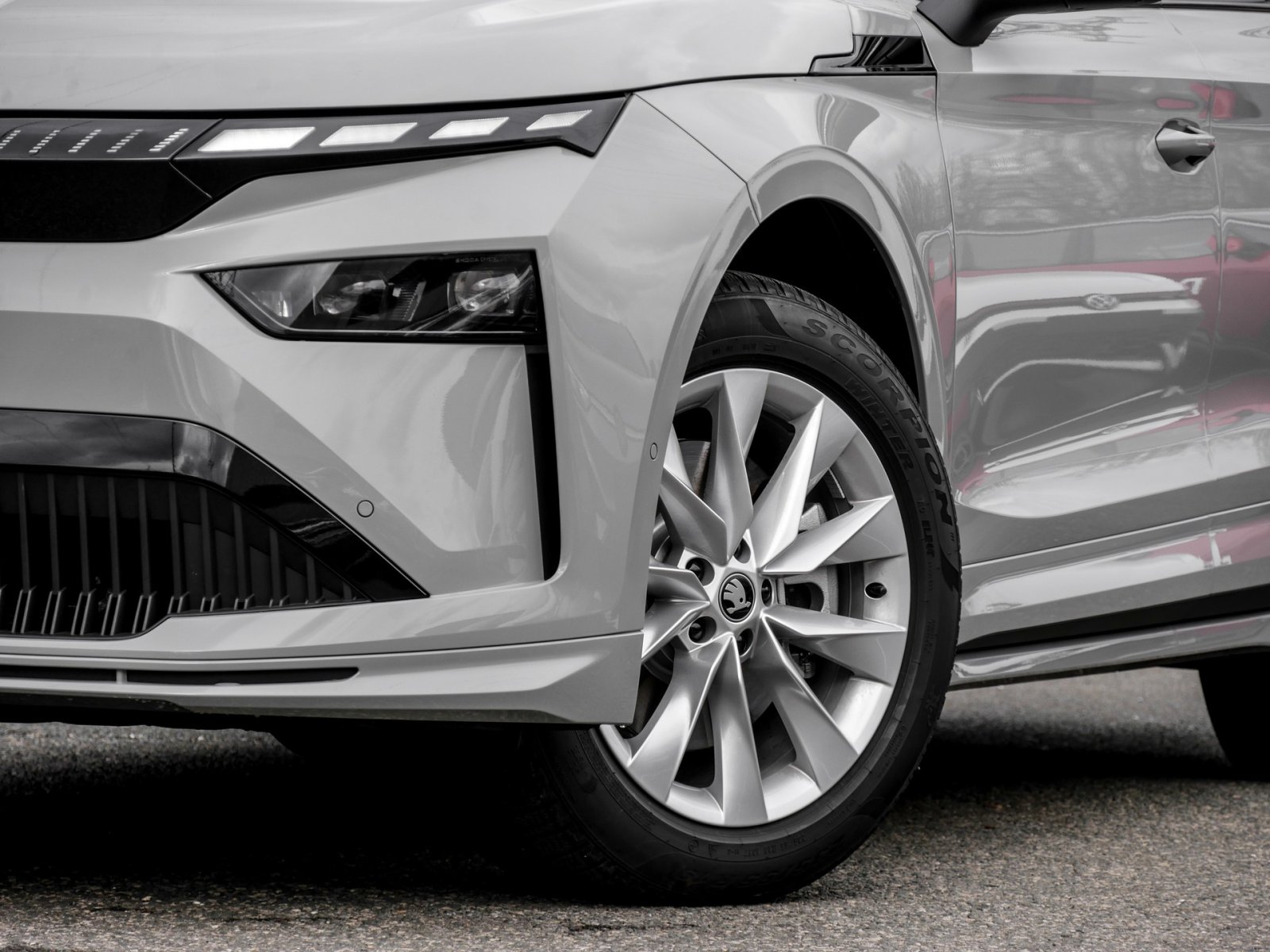 Skoda Enyaq 85 SPORTLINE AHK PANO HEADUP eSITZE 360CAM