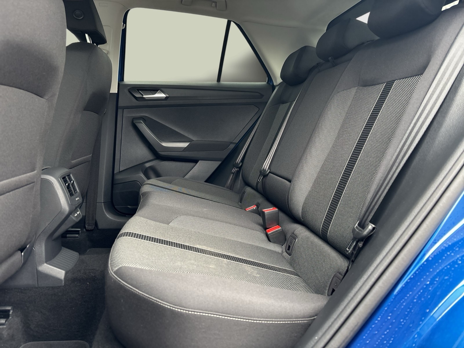 Volkswagen T-Roc 1.5 LIFE CAM NAVI CARPLAY ALU SITZHEIZUNG