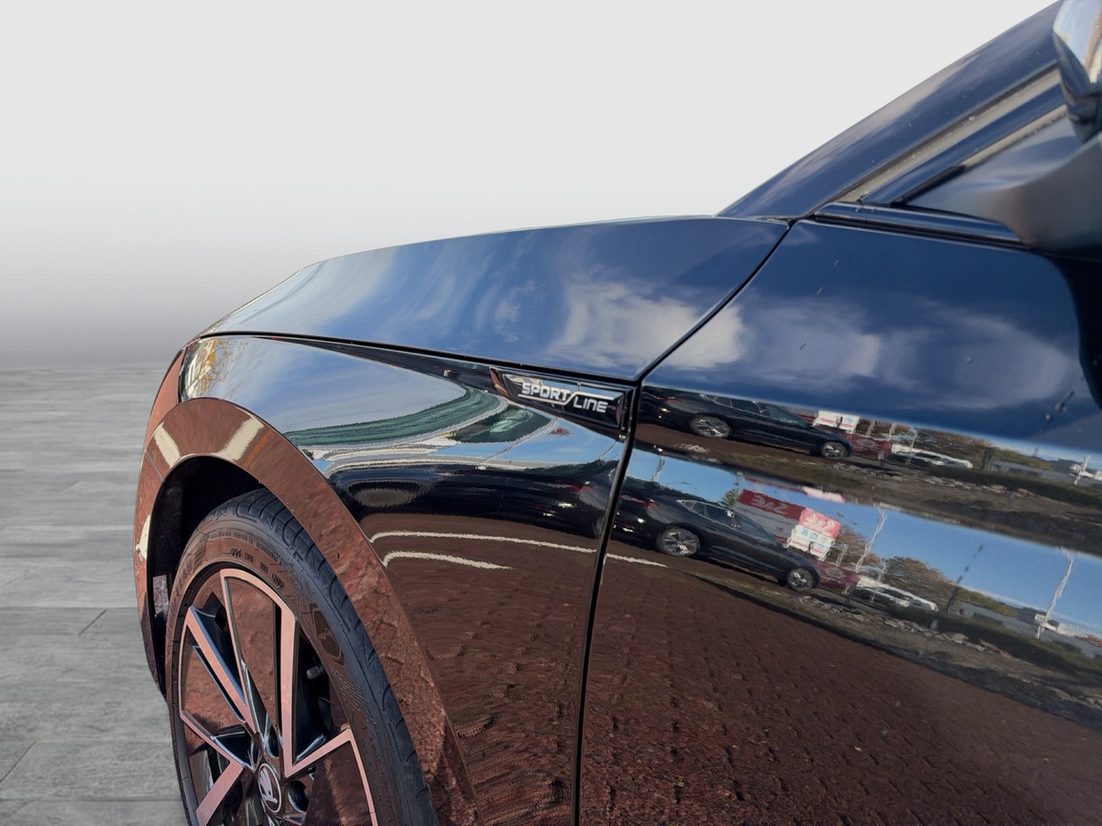 Skoda Octavia Combi 2.0 SPORTLINE DSG AHK MATRIXLED