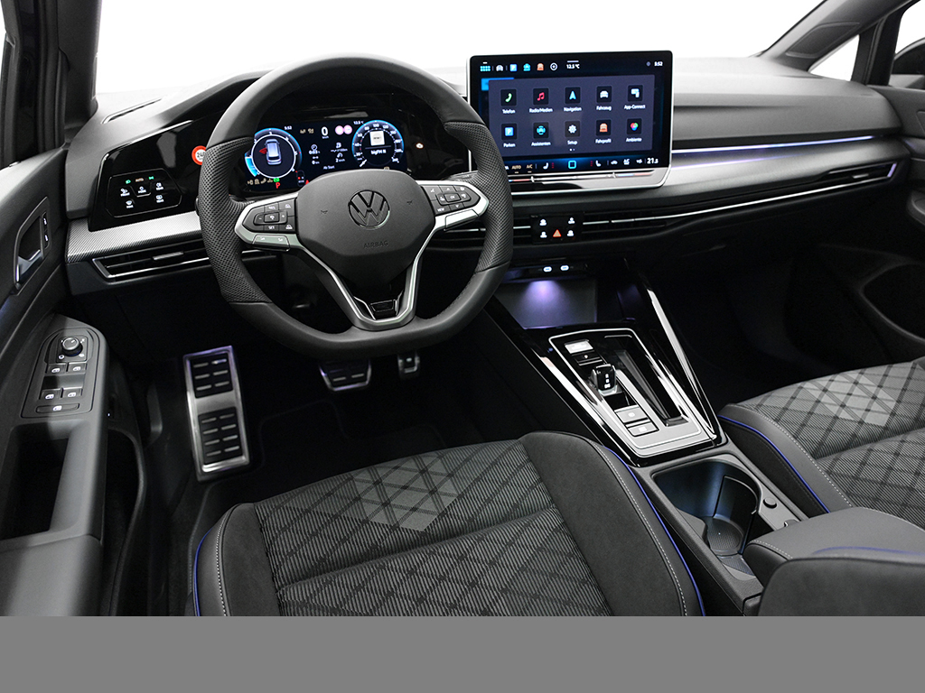 Volkswagen Golf Variant VIII 2.0 R-LINE BLACKSTYLE PANO CAM