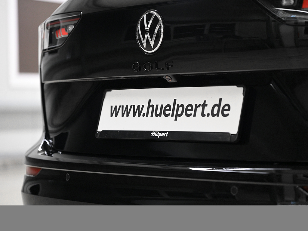Volkswagen Golf Variant VIII 2.0 R-LINE BLACKSTYLE PANO CAM