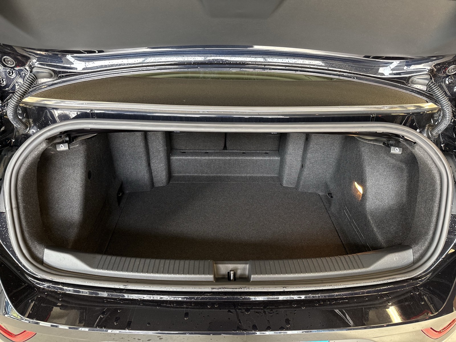 Volkswagen T-Roc Cabriolet 1.5 STYLE CAM ACC NAVI LED+ LM17