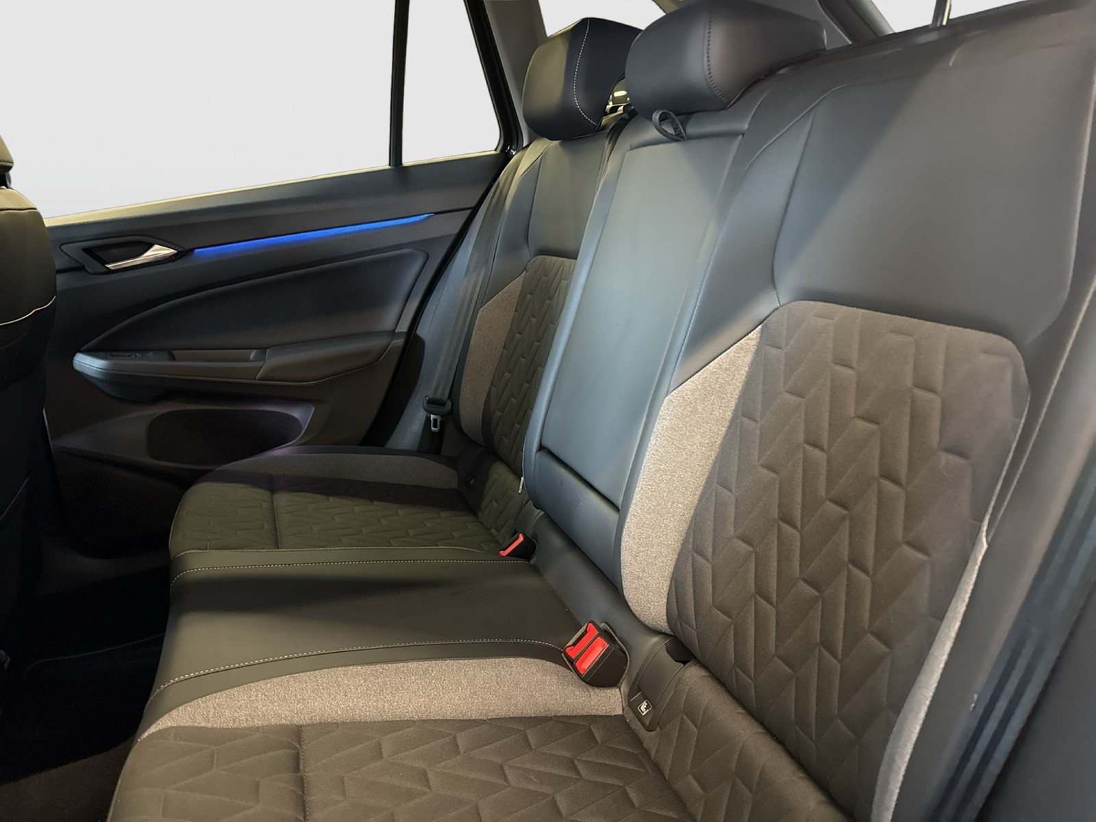 Volkswagen Golf Variant VIII 1.5 GOAL FACELIFT AHK CAM ACC