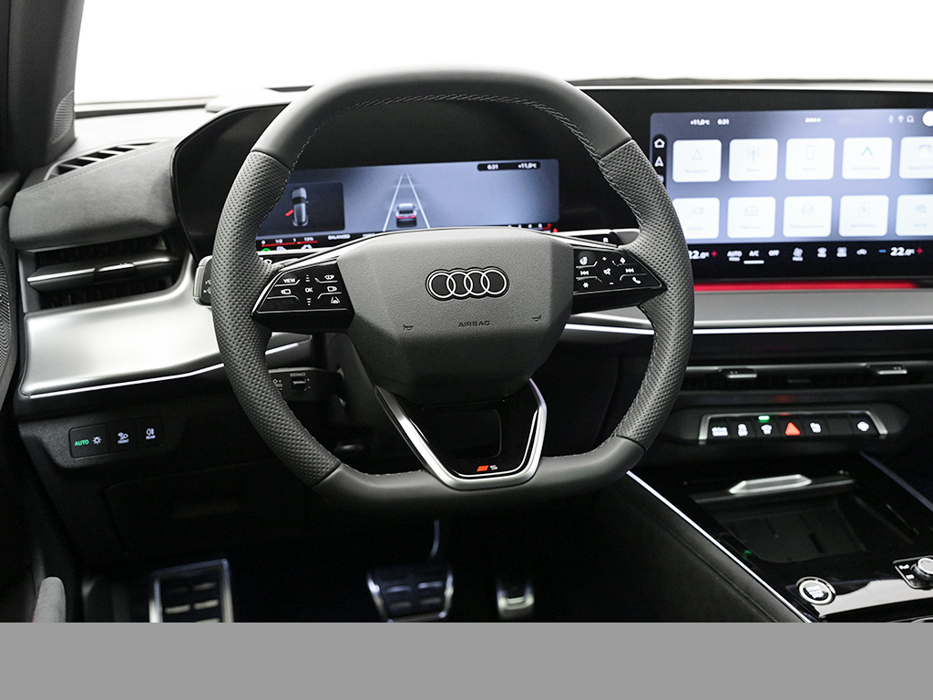 Audi Q3 Sportback e-hybrid S tronic S Line AHK+PANO+Sonnenschutzverglasung+LED