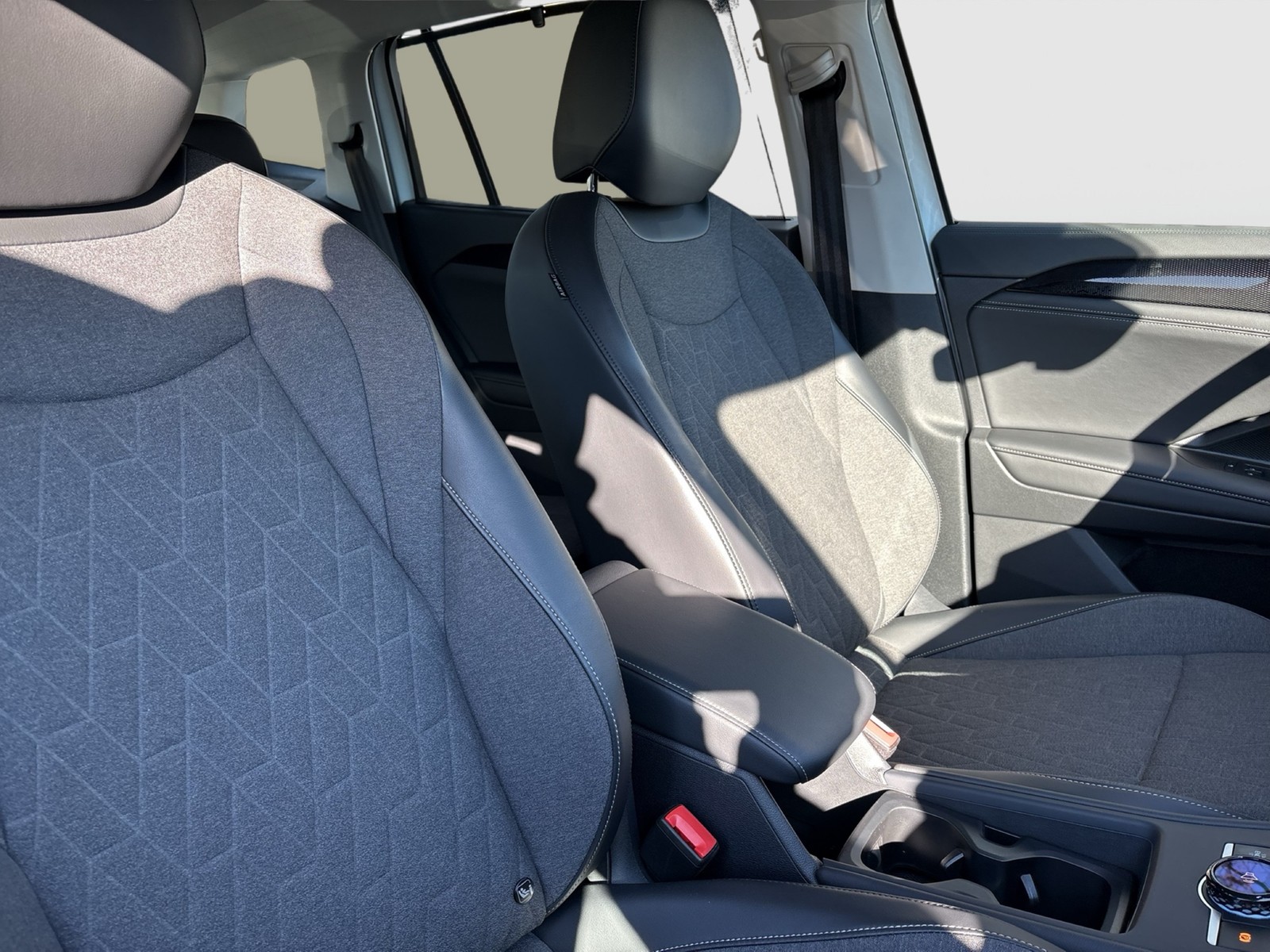 Volkswagen Tayron 2.0 LIFE AHK CAM ACC LM18 CARPLAY SITZHZ.