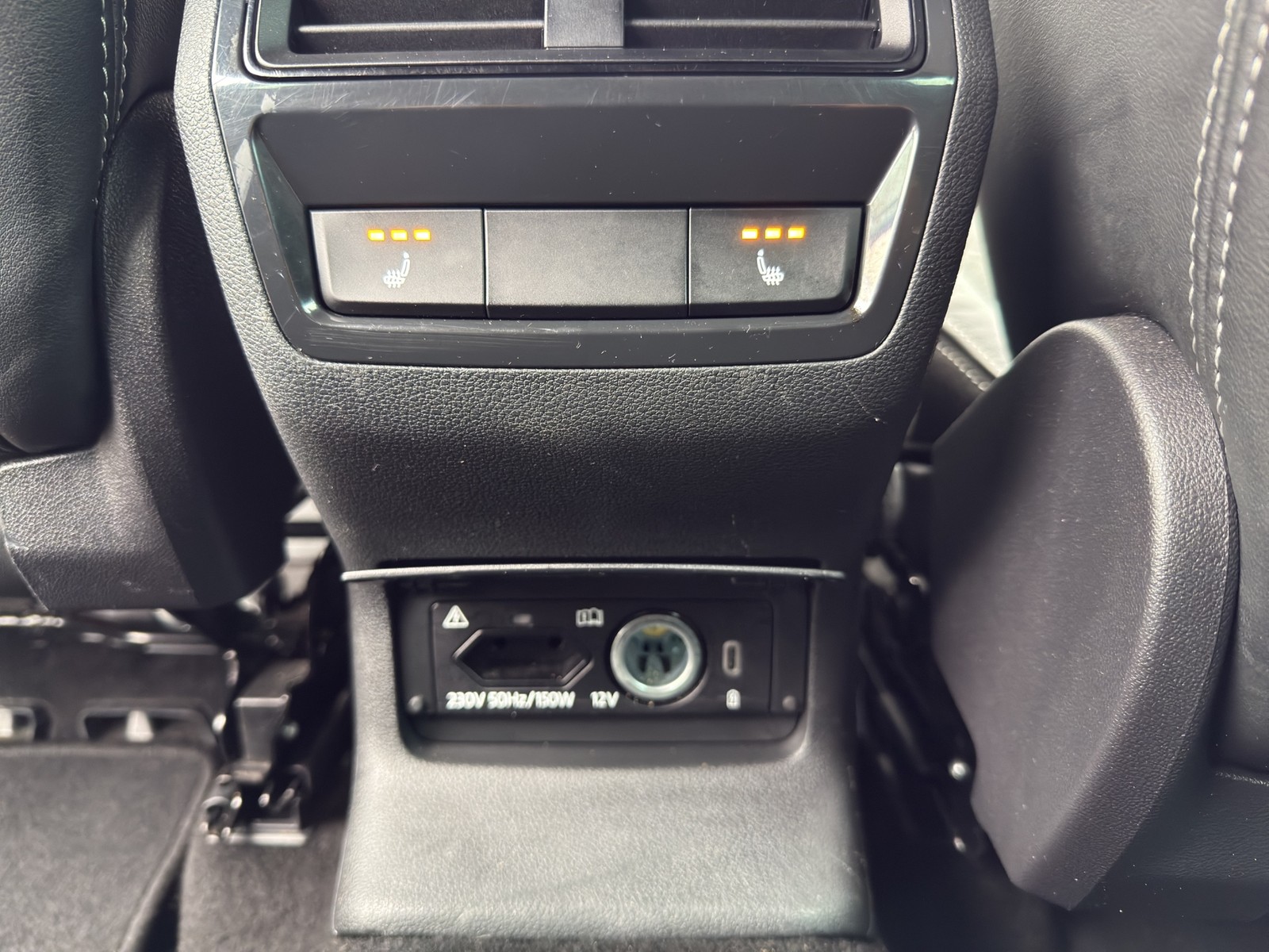 Skoda Kodiaq 2.0 SPORTLINE 4X4 AHK 360CAM LM19 EKLAPPE