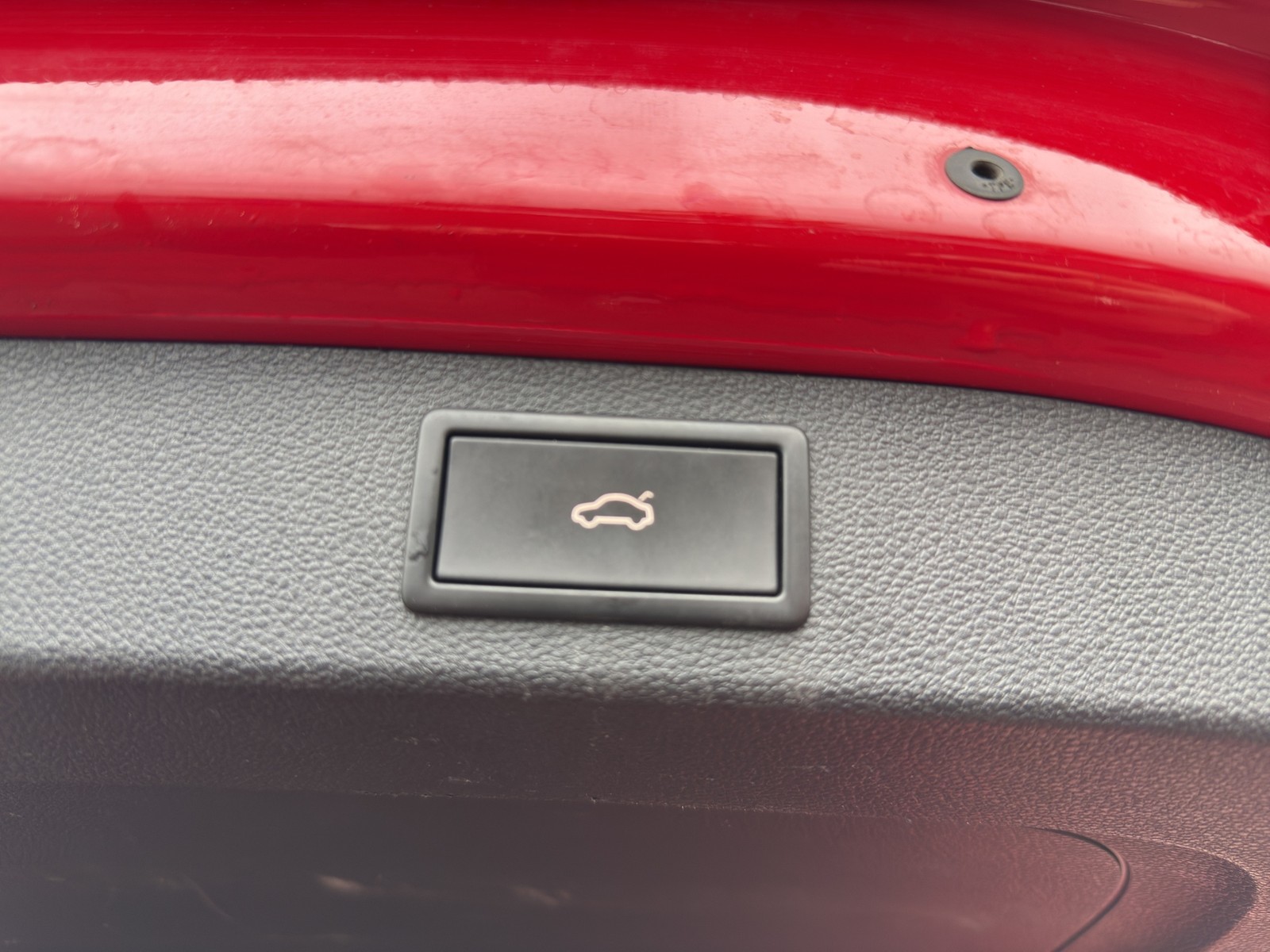 Skoda Kodiaq 2.0 SPORTLINE 4X4 AHK 360CAM LM19 EKLAPPE