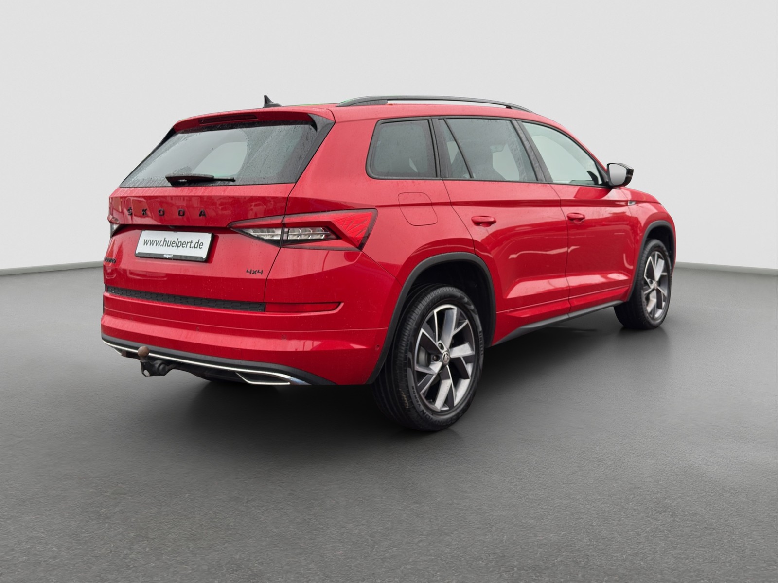 Skoda Kodiaq 2.0 SPORTLINE 4X4 AHK 360CAM LM19 EKLAPPE