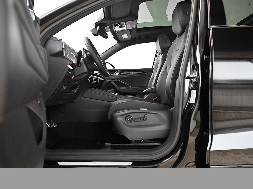 Volkswagen Tiguan 2.0 R-LINE 4X4 NEUESMODELL LEDER PANO 20Z