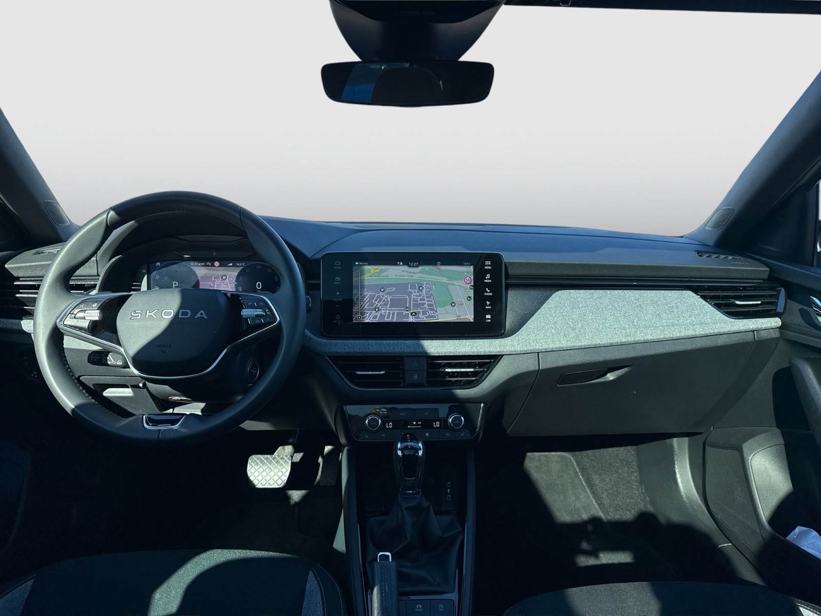 Skoda Scala 1.0 TOUR BLACKPACKAGE PANO AHK CAM ACC NAVI