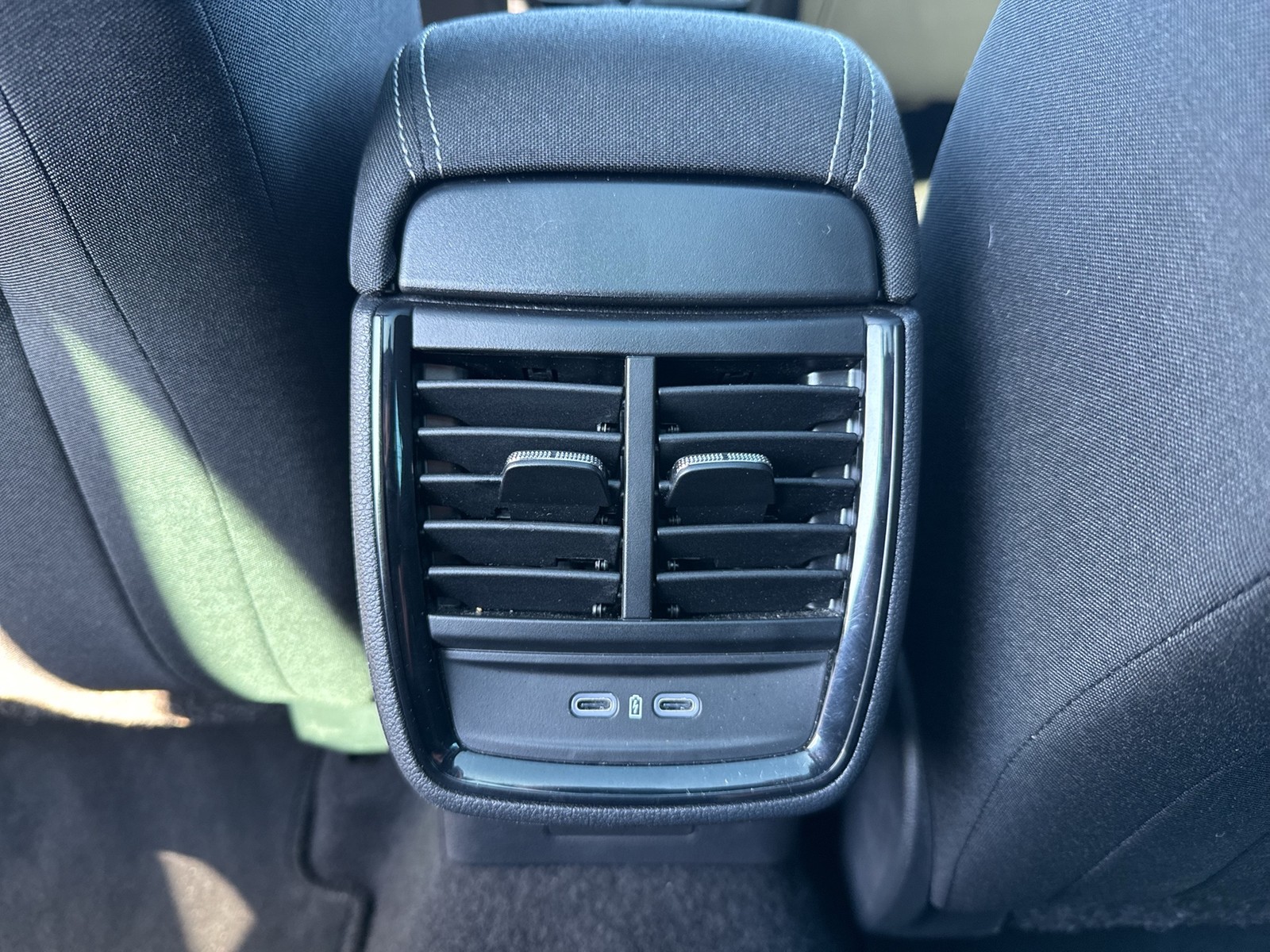 Skoda Scala 1.0 TOUR BLACKPACKAGE PANO AHK CAM ACC NAVI