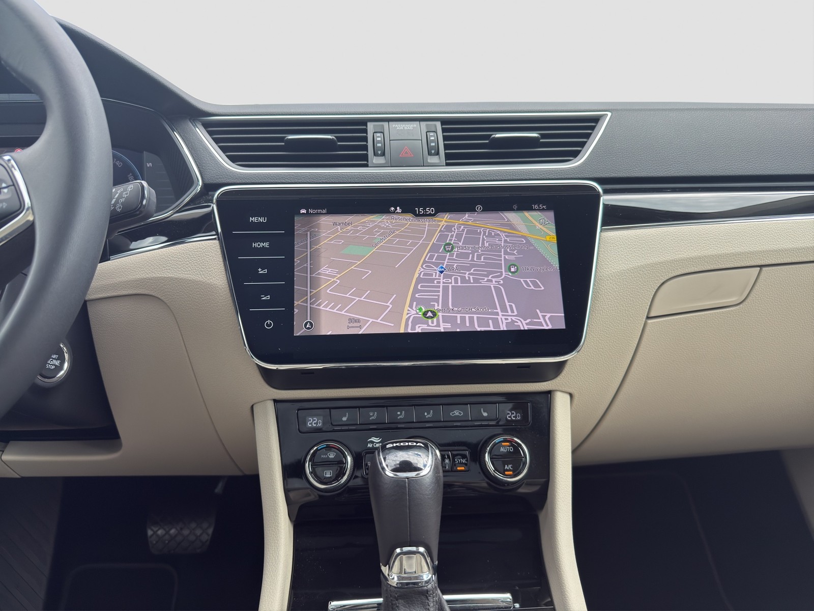 Skoda Superb Combi 2.0 L&K LEDER PANO CAM ACC LM18 NAVI