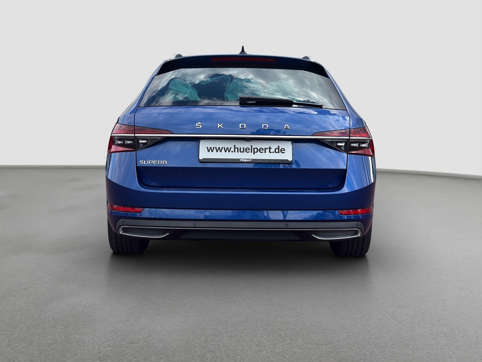 Skoda Superb Combi 2.0 L&K LEDER PANO CAM ACC LM18 NAVI