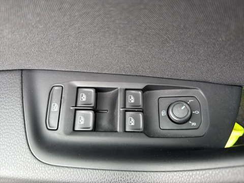 Volkswagen Passat Variant 2.0 CAM ACC ALU NAVI SITZHEIZUNG