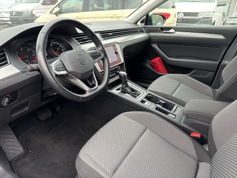 Volkswagen Passat Variant 2.0 CAM ACC ALU NAVI SITZHEIZUNG