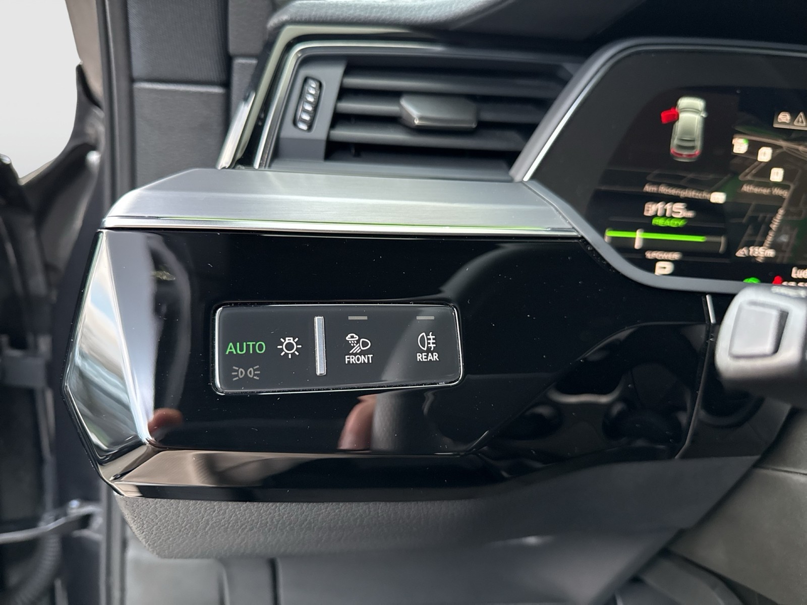 Audi Q8 e-tron Sportback 55 Qu. S LINE AHK ASSISTENZ+