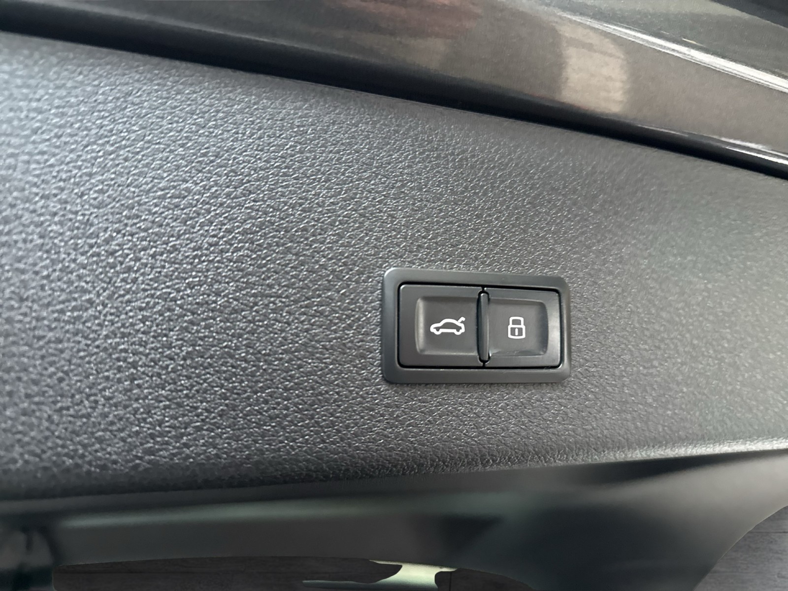 Audi Q8 e-tron Sportback 55 Qu. S LINE AHK ASSISTENZ+