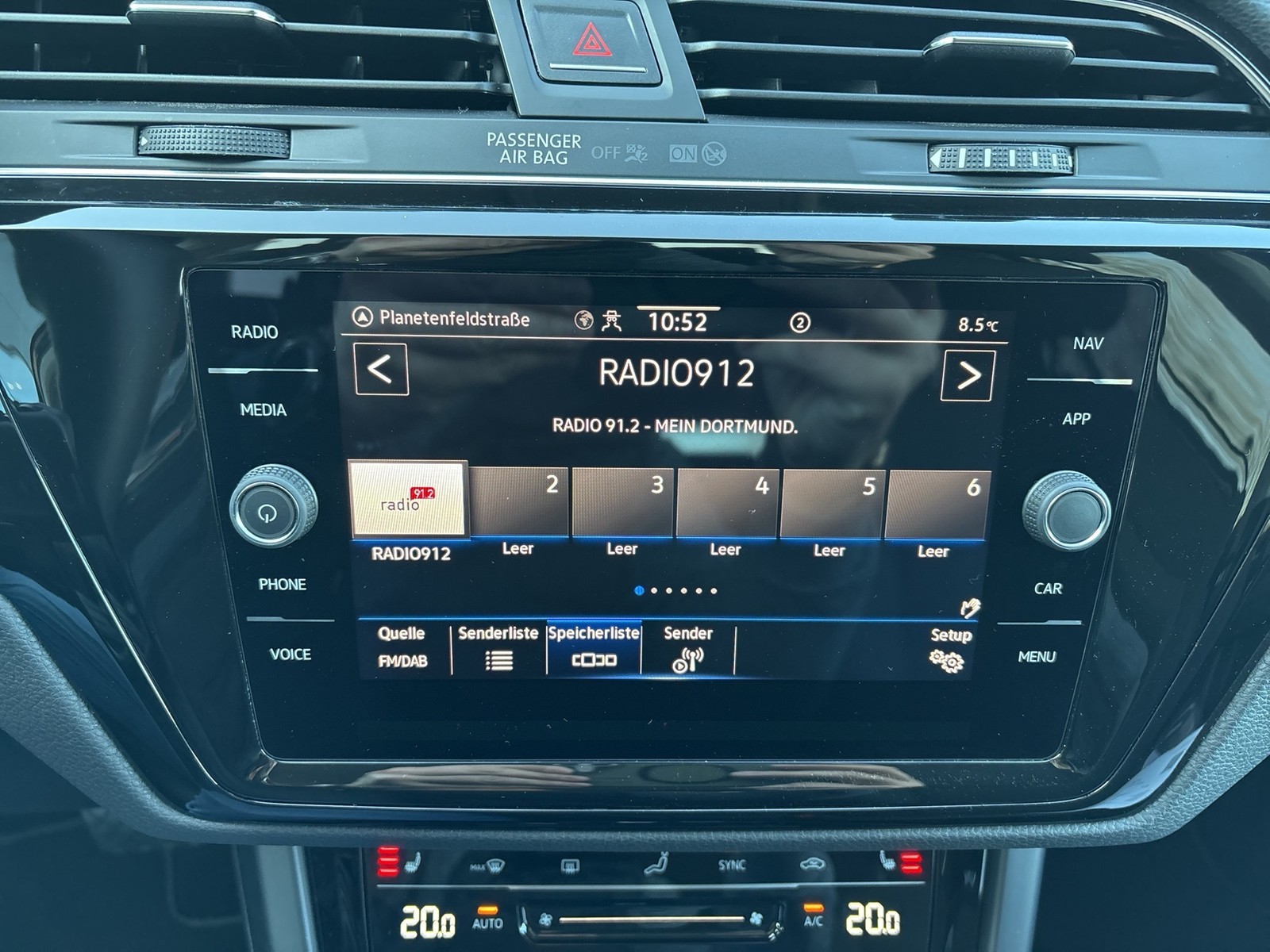 Volkswagen Touran 1.5 HIGHLINE AHK CAM ACC LM17 NAVI SITZHZ