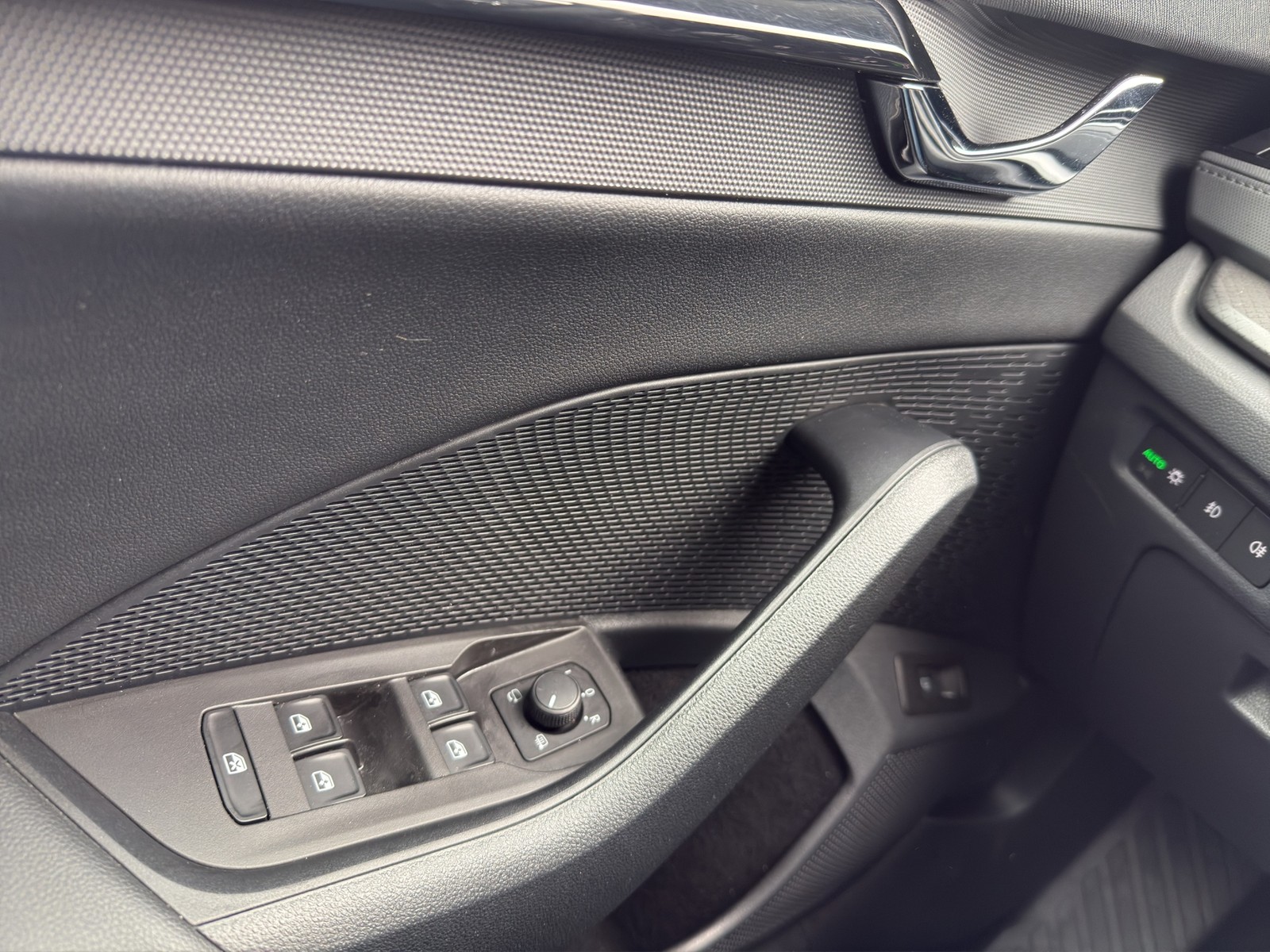 Skoda Octavia Combi 1.4 iV LM17 CARPLAY TEMPOMAT