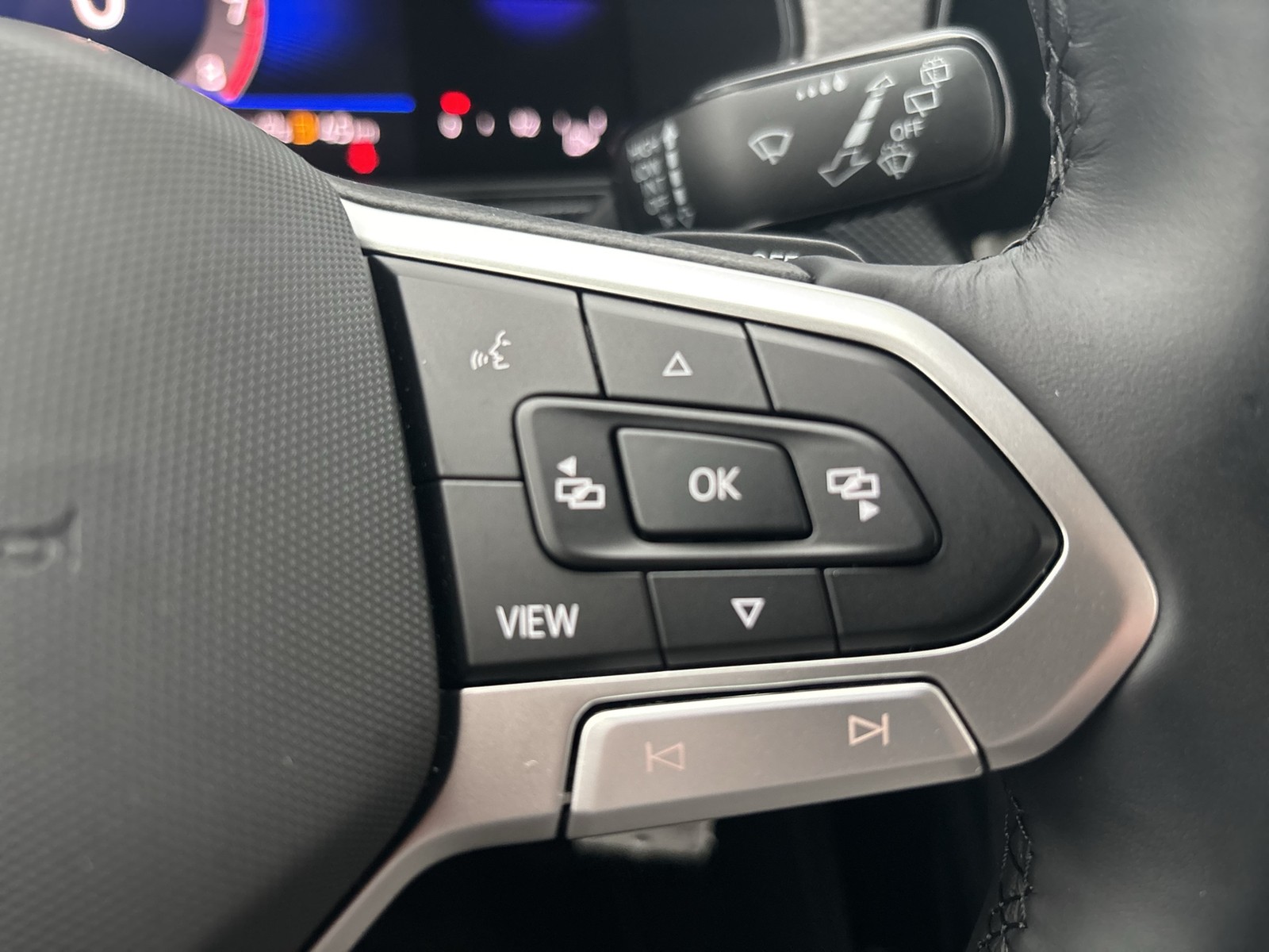 Volkswagen T-Cross 1.0 LIFE ACC NAVI ALU SITZHEIZUNG LED