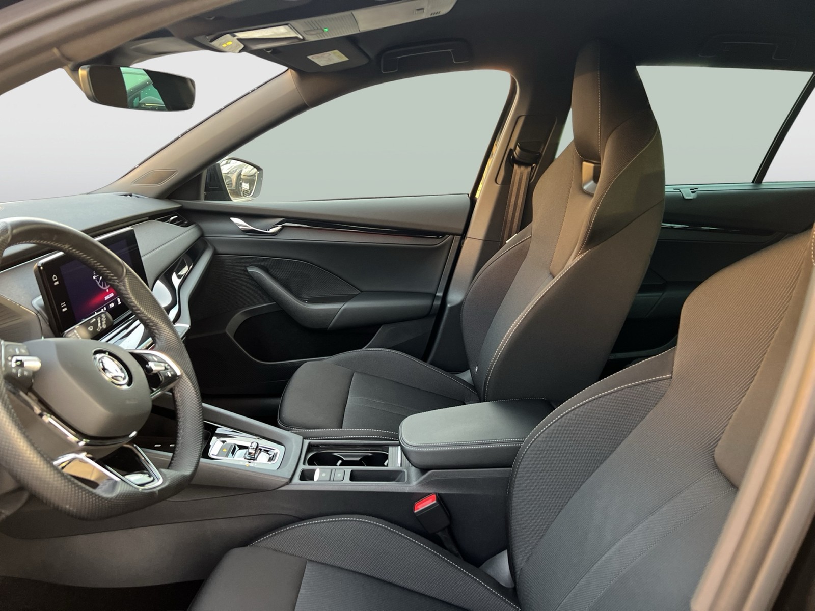 Skoda Octavia Combi 1.4 iV SPORTLINE AHK CAM ACC LM18