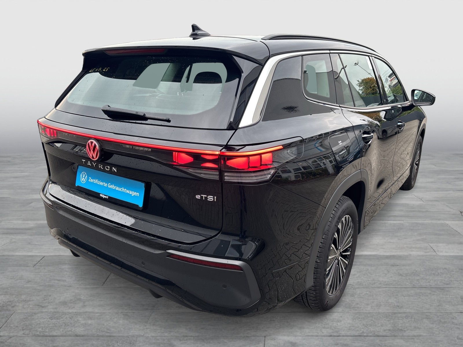 Volkswagen Tayron 1.5 eTSI LIFE 7SITZE AHK 360CAM LM18 NAVI