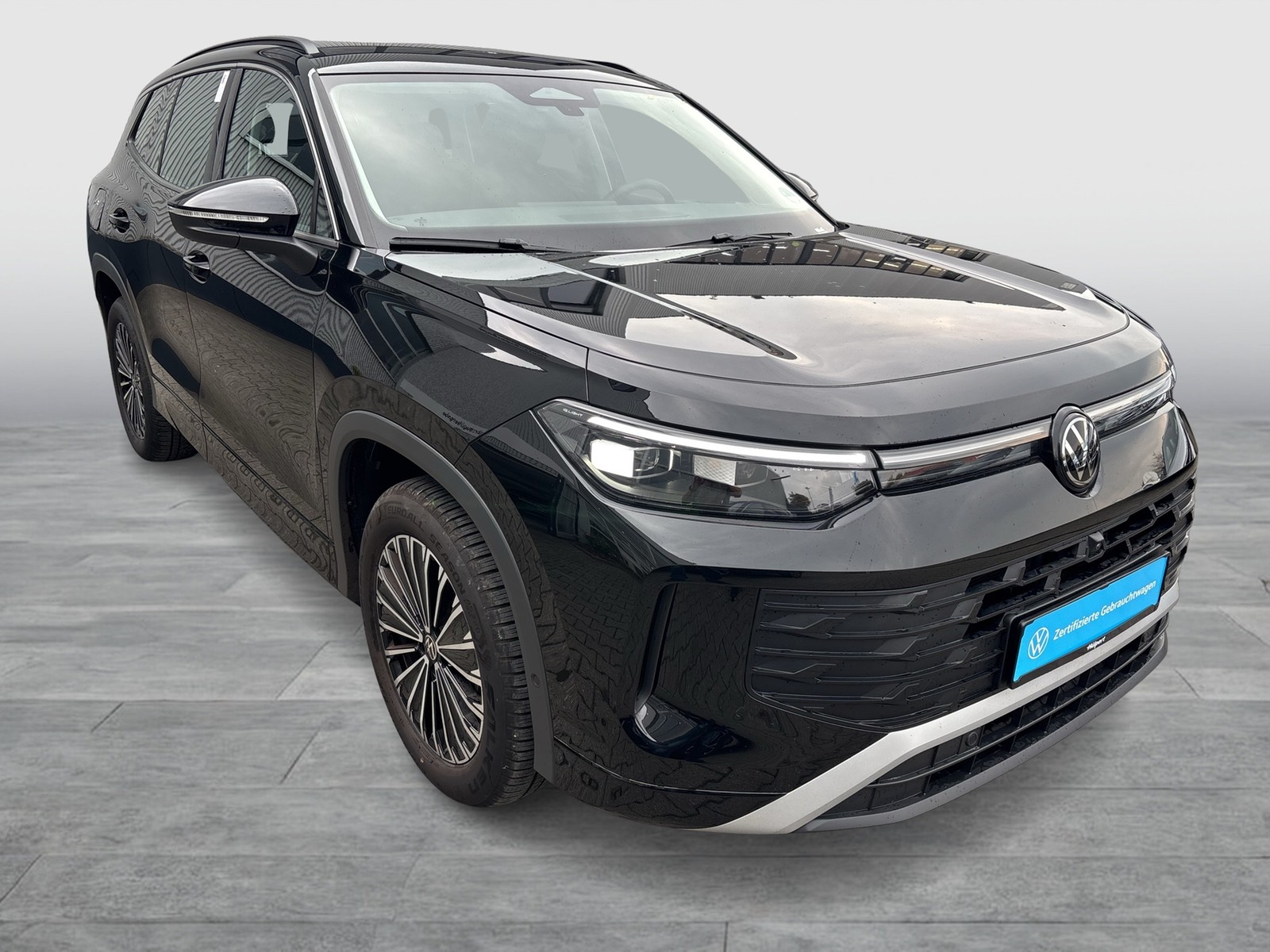 Volkswagen Tayron 1.5 eTSI LIFE 7SITZE AHK 360CAM LM18 NAVI