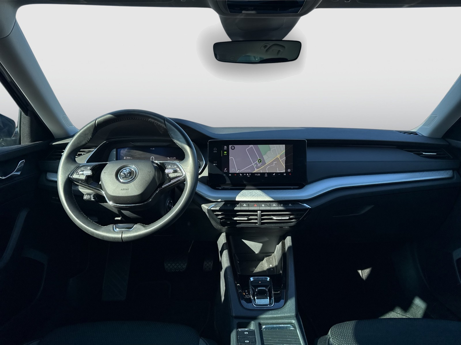 Skoda Octavia Combi 2.0 TOUR ACC NAVI LM17 CARPLAY