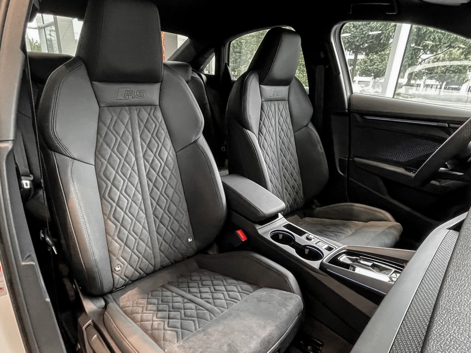 Audi RS3 Limousine RS-SPORTABGASANLAGE MATRIXLED LM19