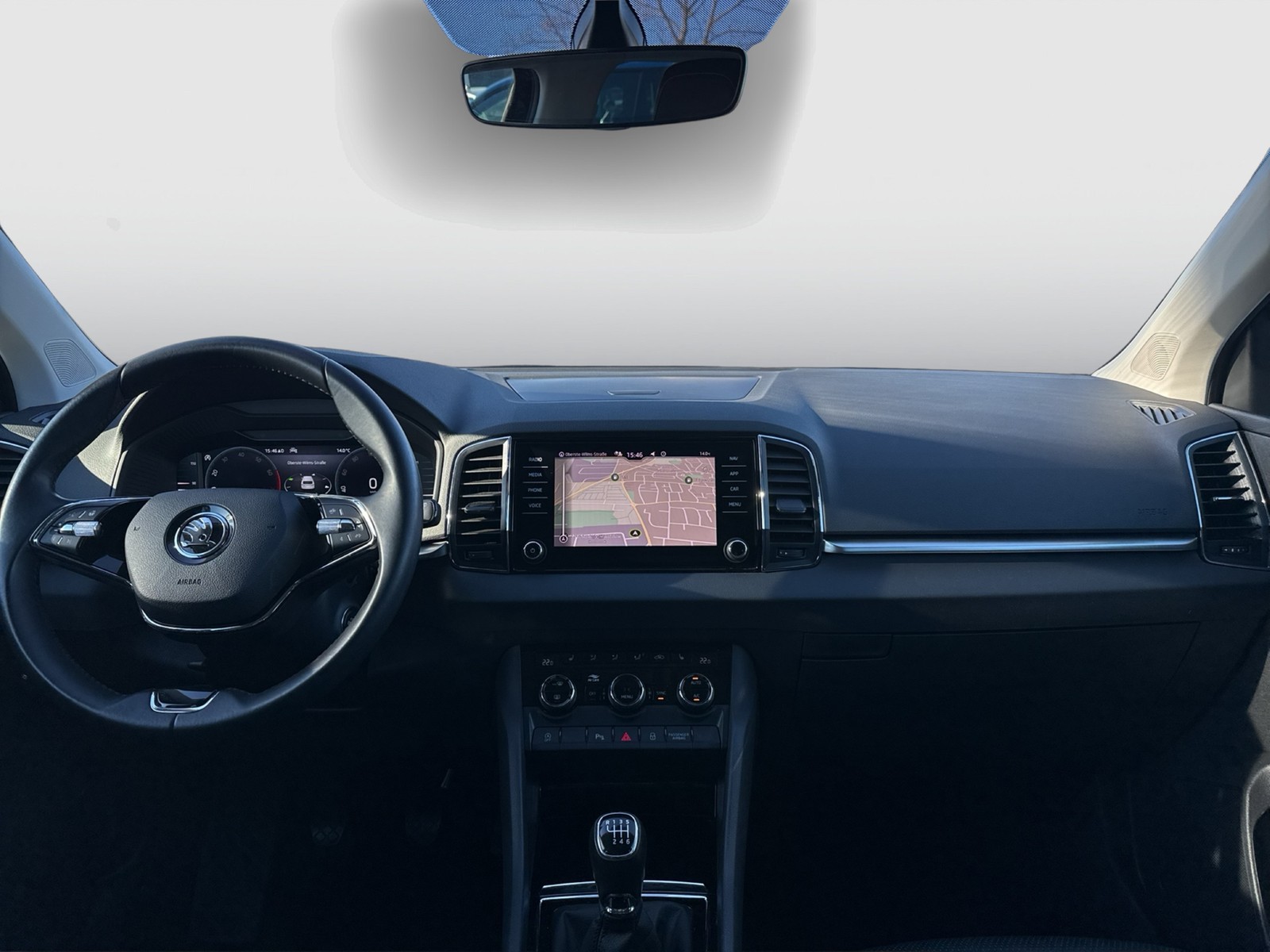 Skoda Karoq 1.0 TOUR AHK KAMERA NAVI ALU CARPLAY SITZHZ.