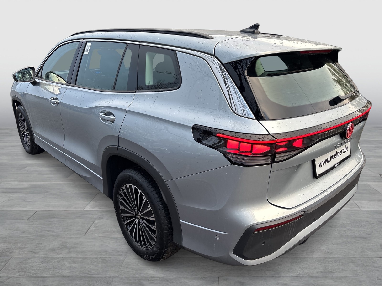 Volkswagen Tayron 2.0 LIFE 4X4 7SITZE AHK 360°CAM ACC LM18