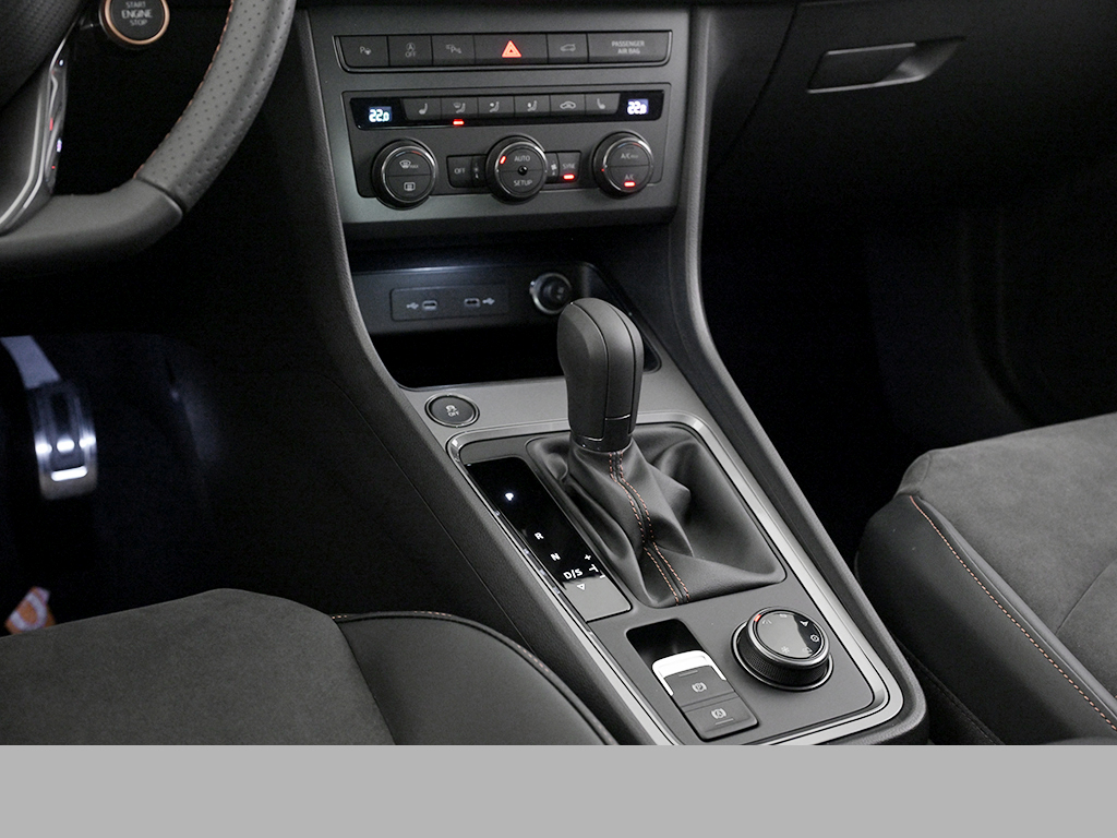 Cupra Ateca VZ DSG 4x4 eKLAPPE KEYLESS NAVI 360CAM