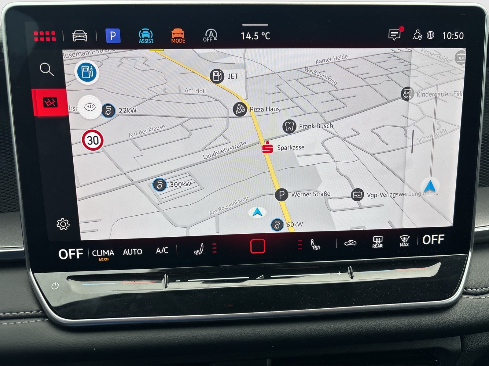 Volkswagen Tayron 2.0 LIFE 4X4 7SITZE AHK 360°CAM ACC LM18