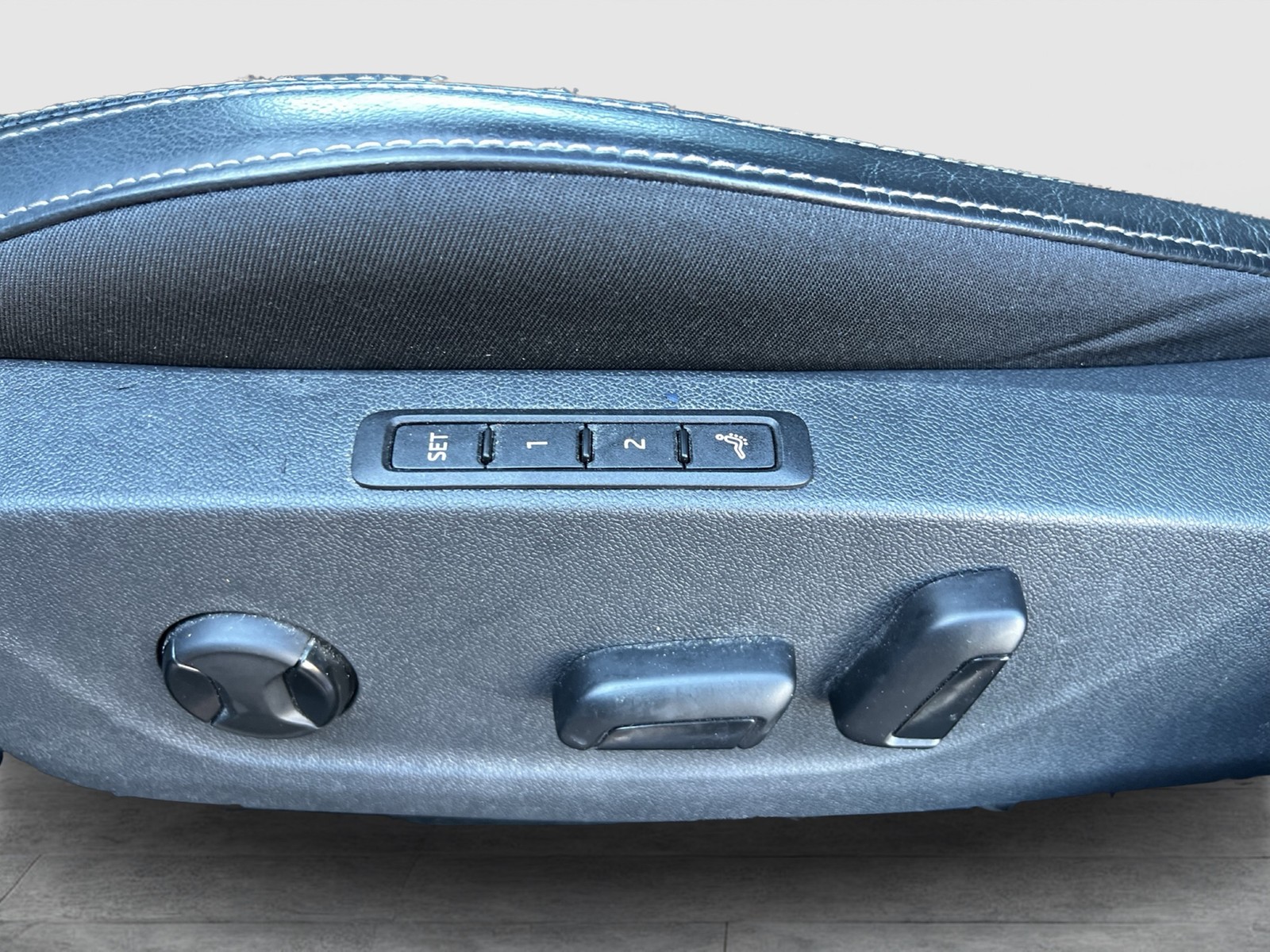 Skoda Octavia Combi 2.0 SCOUT 4X4 AHK ACC LM18 MATRIX