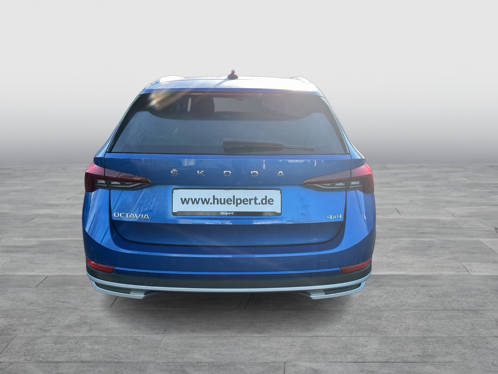 Skoda Octavia Combi 2.0 SCOUT 4X4 AHK ACC LM18 MATRIX