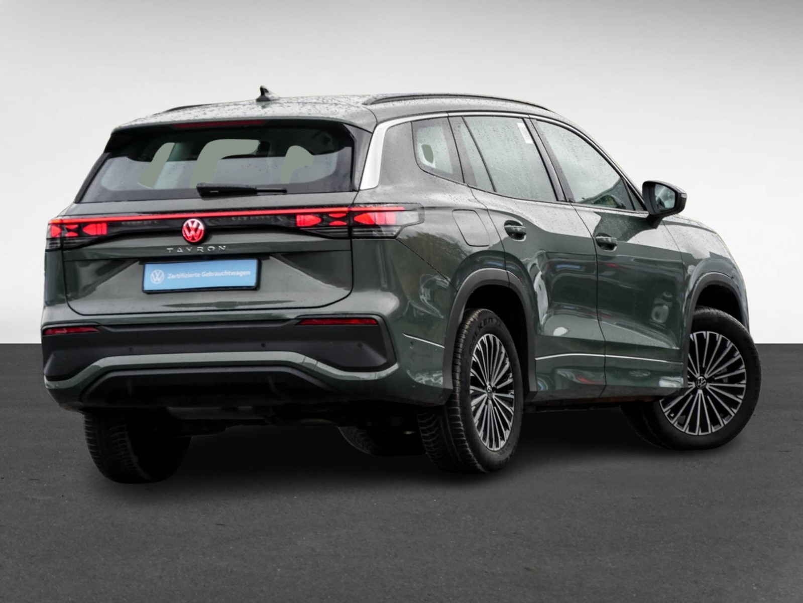 Volkswagen Tayron 2.0 LIFE 4X4 7SITZE AHK 360°CAM ACC LM18