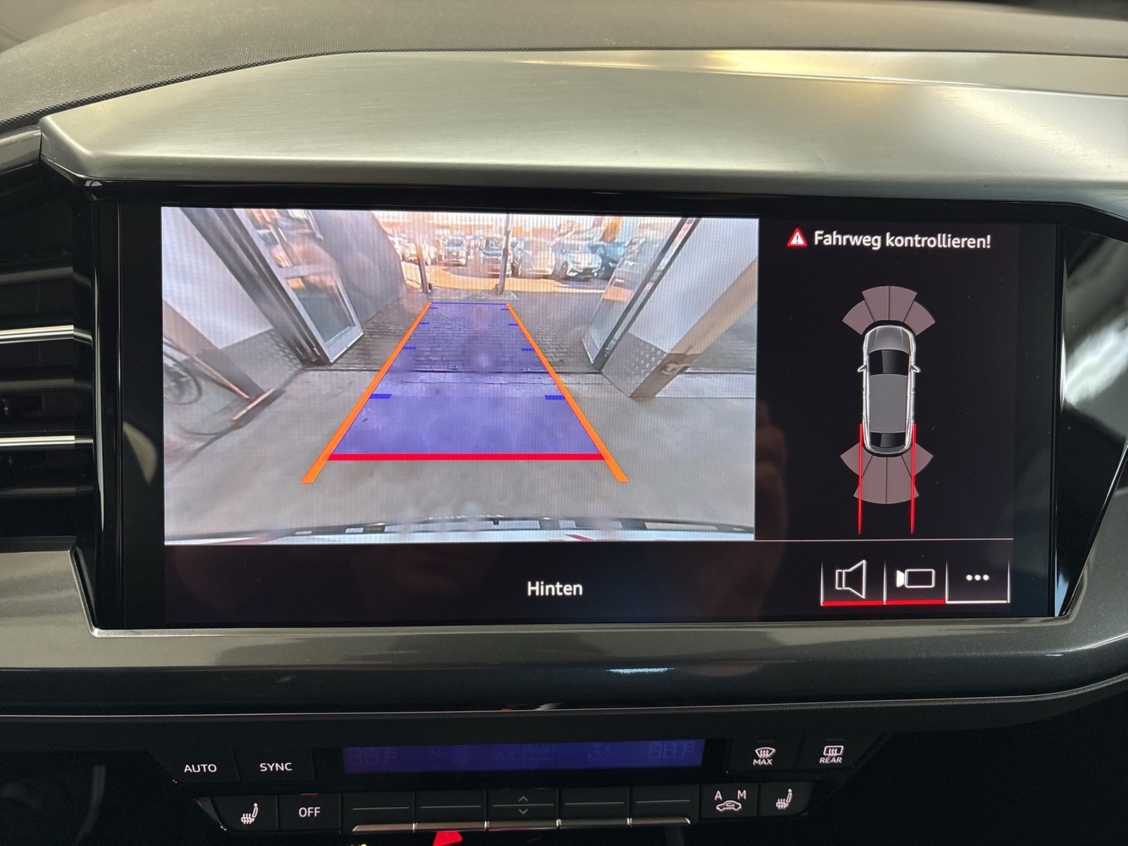 Audi Q4 e-tron Sportback 40 S LINE AHK CAM ACC LM20