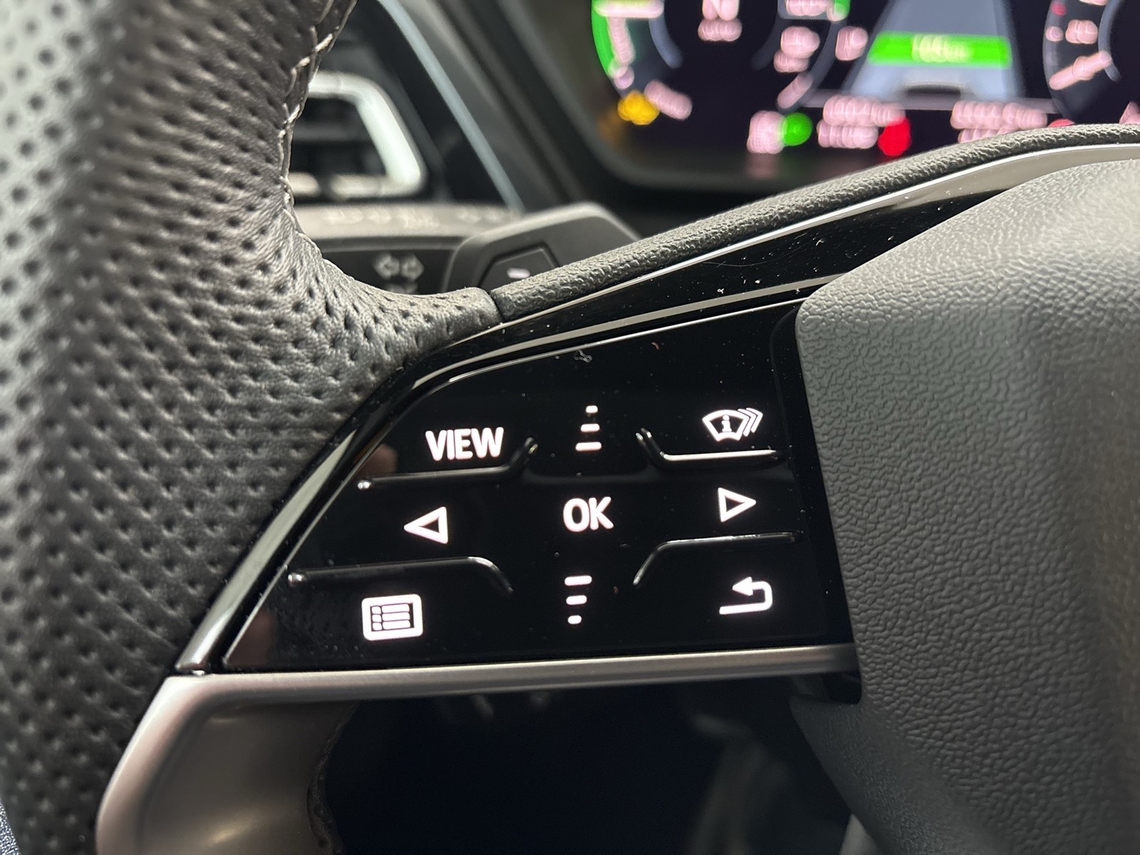 Audi Q4 e-tron Sportback 40 S LINE AHK CAM ACC LM20