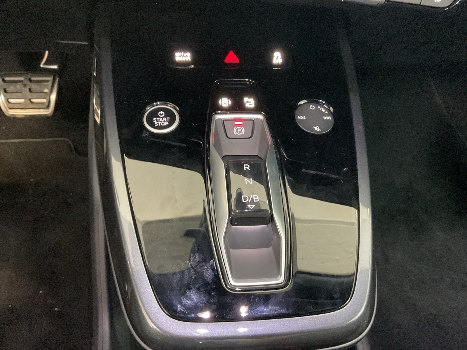 Audi Q4 e-tron Sportback 40 S LINE AHK CAM ACC LM20