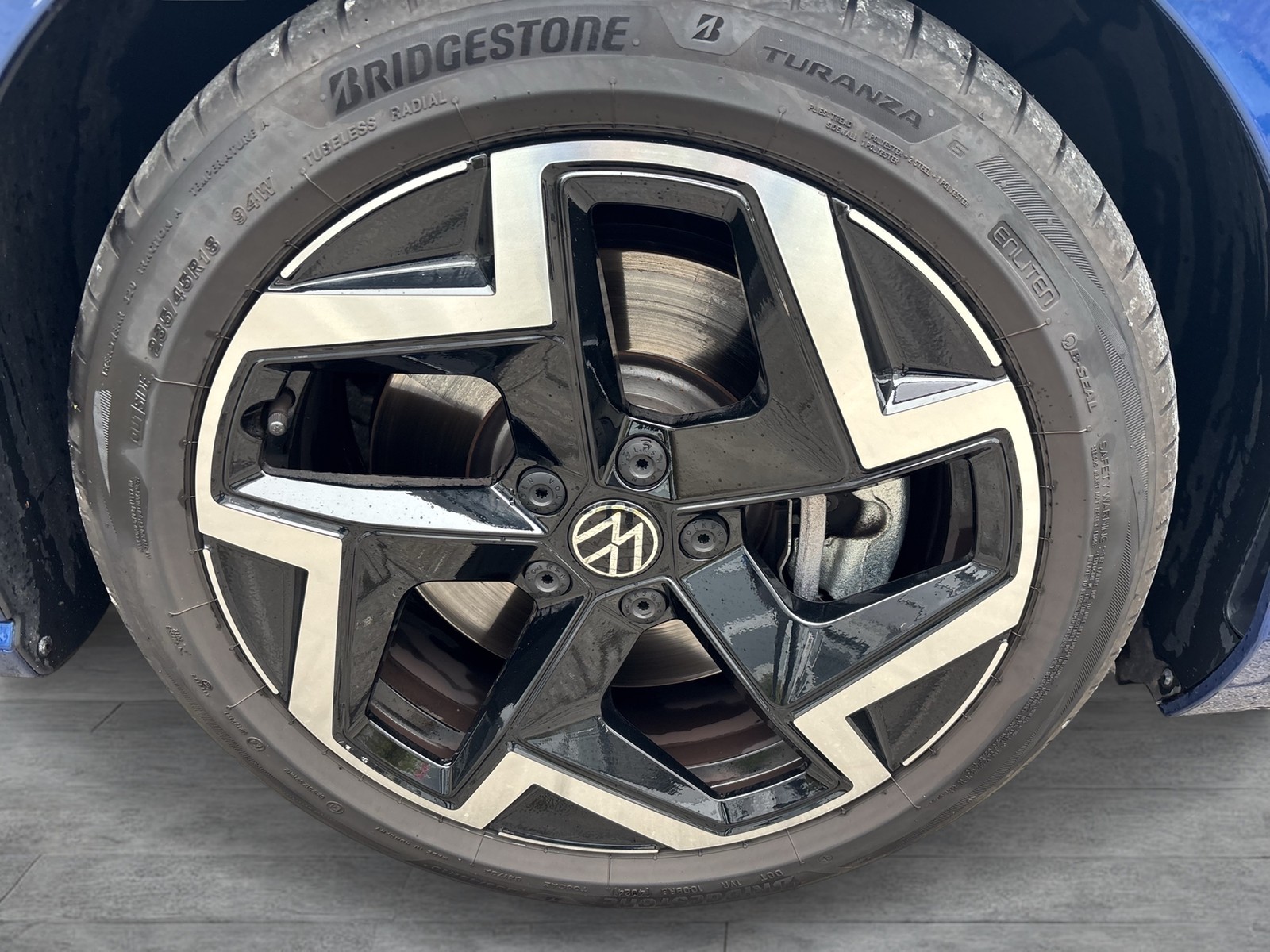 Volkswagen Passat Variant 2.0 R-LINE 4X4 NEUES MODELL PANO