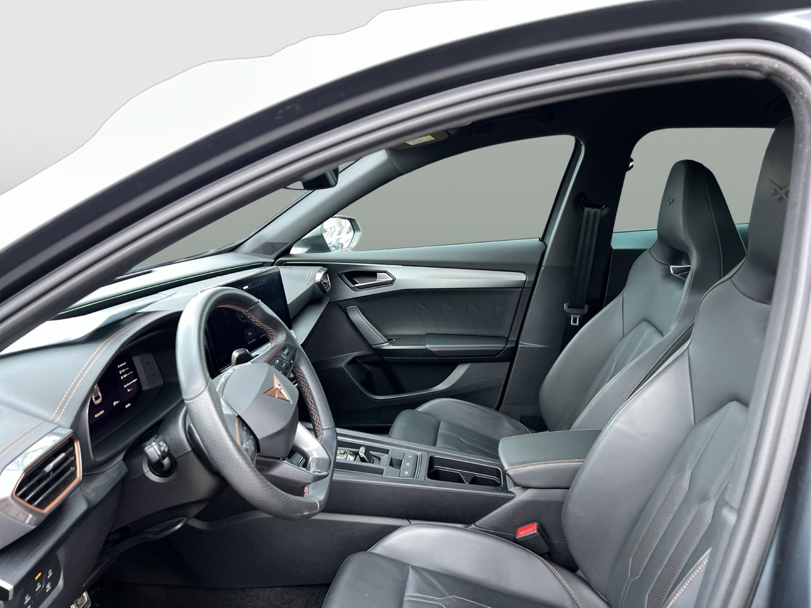 Cupra Formentor 1.4 HYBRID VZ LEDER CAM ACC LM19 NAVI