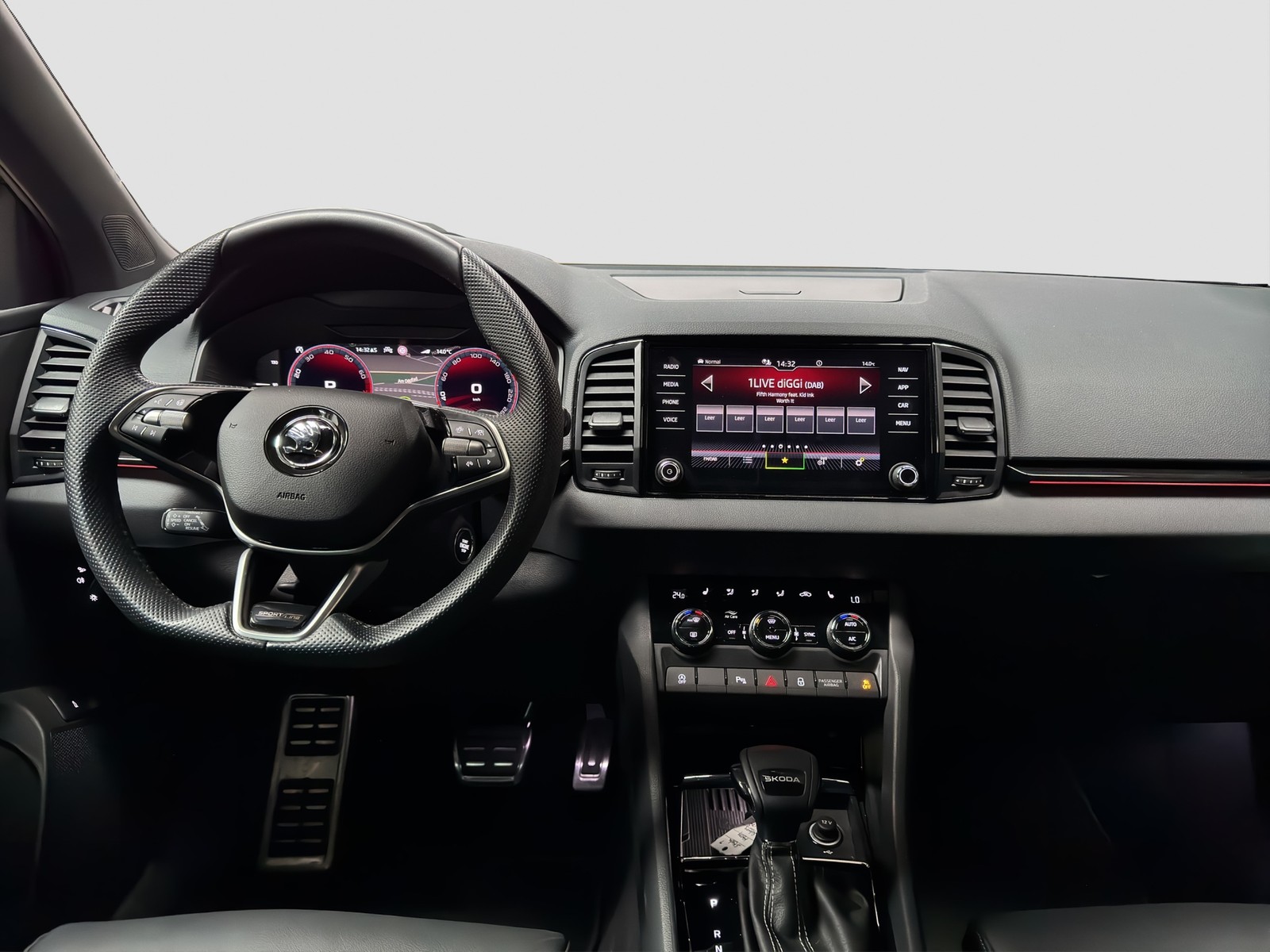 Skoda Karoq 1.5 SPORTLINE LEDER PANO CAM LM18 E-KLAPPE