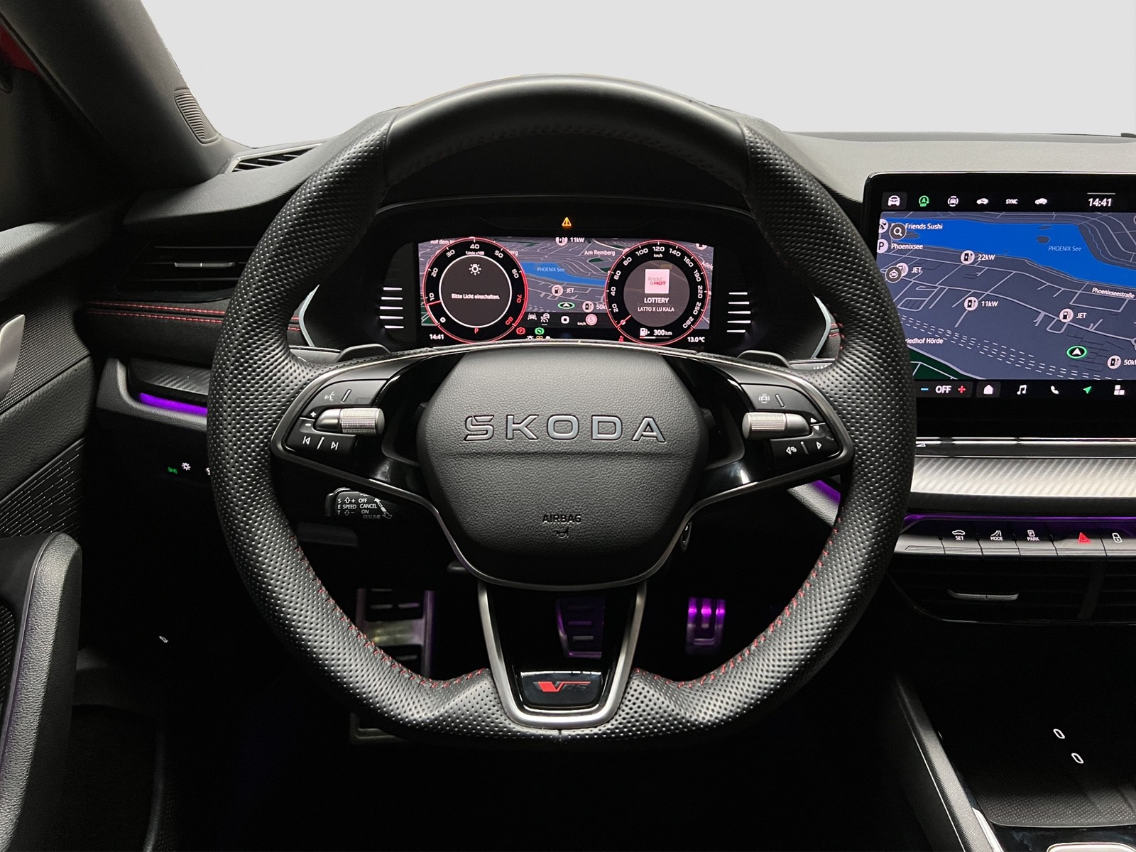 Skoda Octavia Combi 2.0 RS PANO CAM ACC LM18 E-KLAPPE