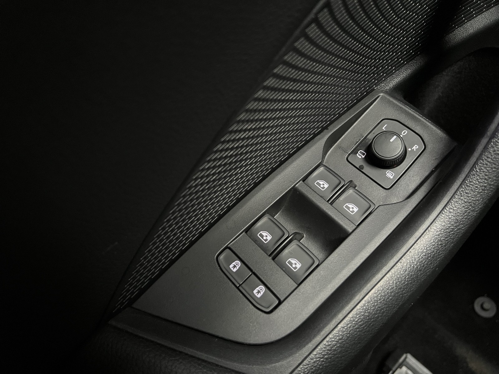 Skoda Octavia Combi 2.0 RS PANO CAM ACC LM18 E-KLAPPE