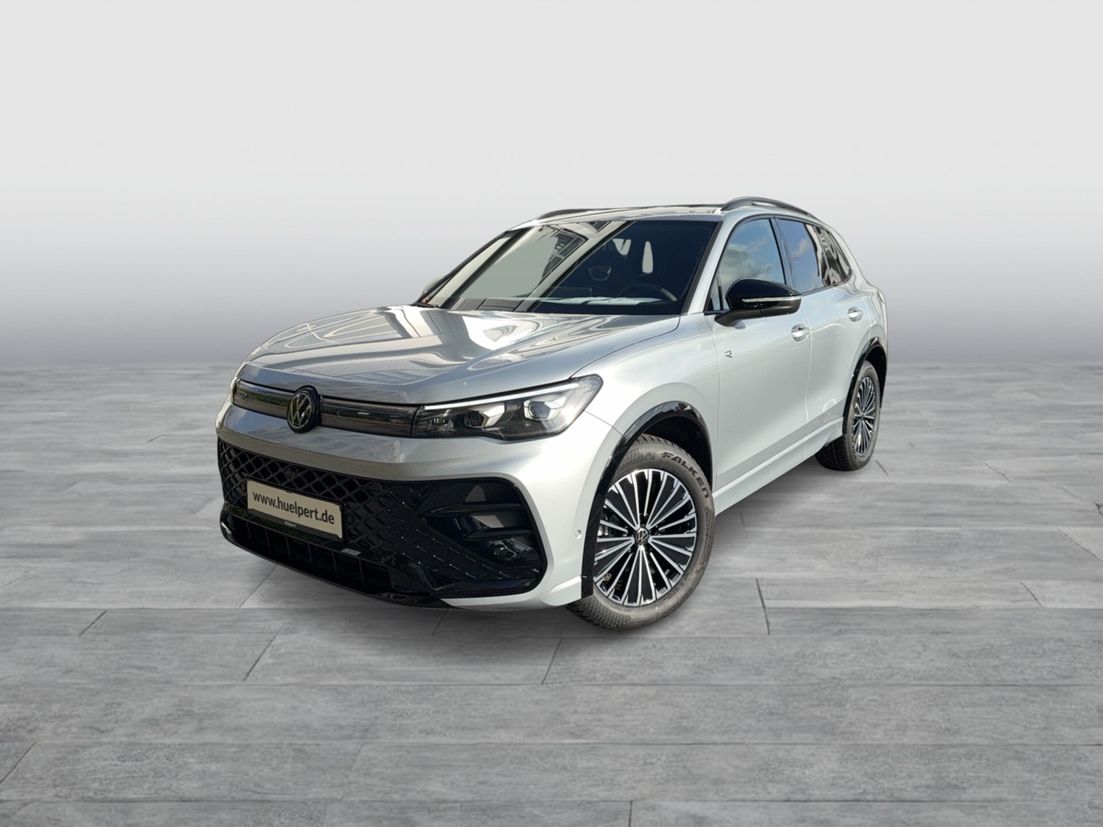 Volkswagen Tiguan 2.0 R-LINE DSG BLACKSTYLE PANO AHK LM20