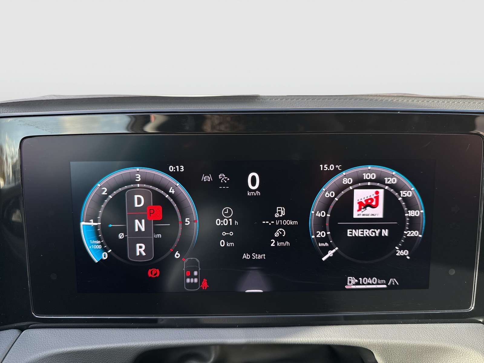 Volkswagen Tiguan 2.0 R-LINE DSG BLACKSTYLE PANO AHK LM20